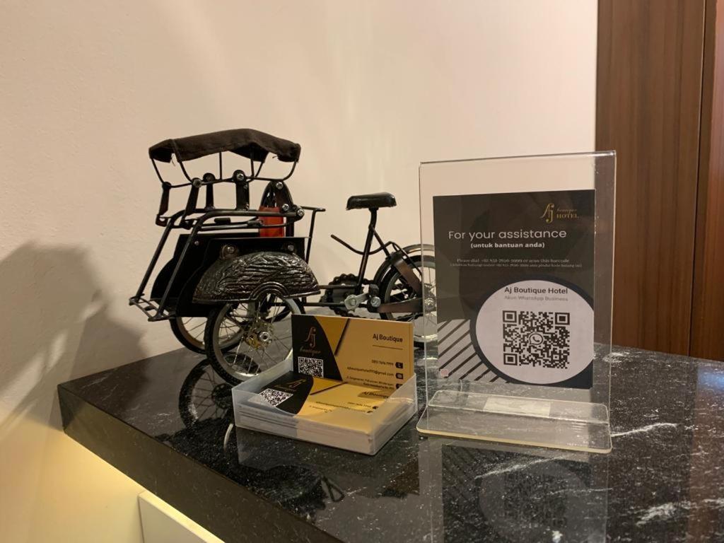 Aj Boutique Hotel Джокьякарта Экстерьер фото